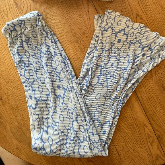 Glassons Blue Floral Fit & Flair Hippy Pants Size Small - Picture 2 of 6